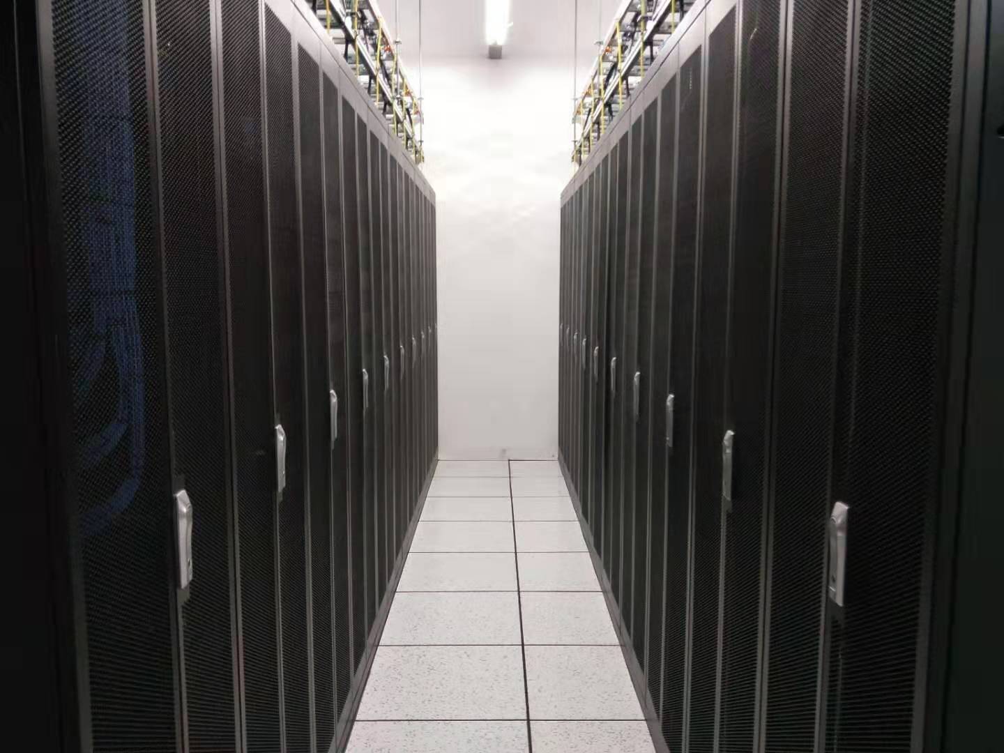 阿坝IDC机柜促销季开启